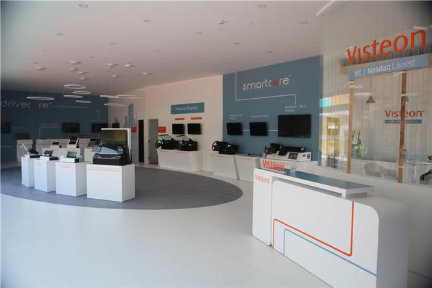 偉世通自動(dòng)駕駛平臺(tái)及全數(shù)字化座艙亮相北京車展